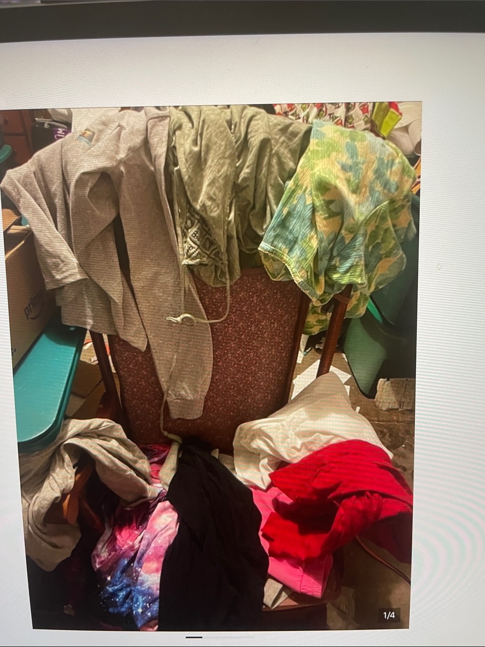 Women’s Bundle of Clothes
